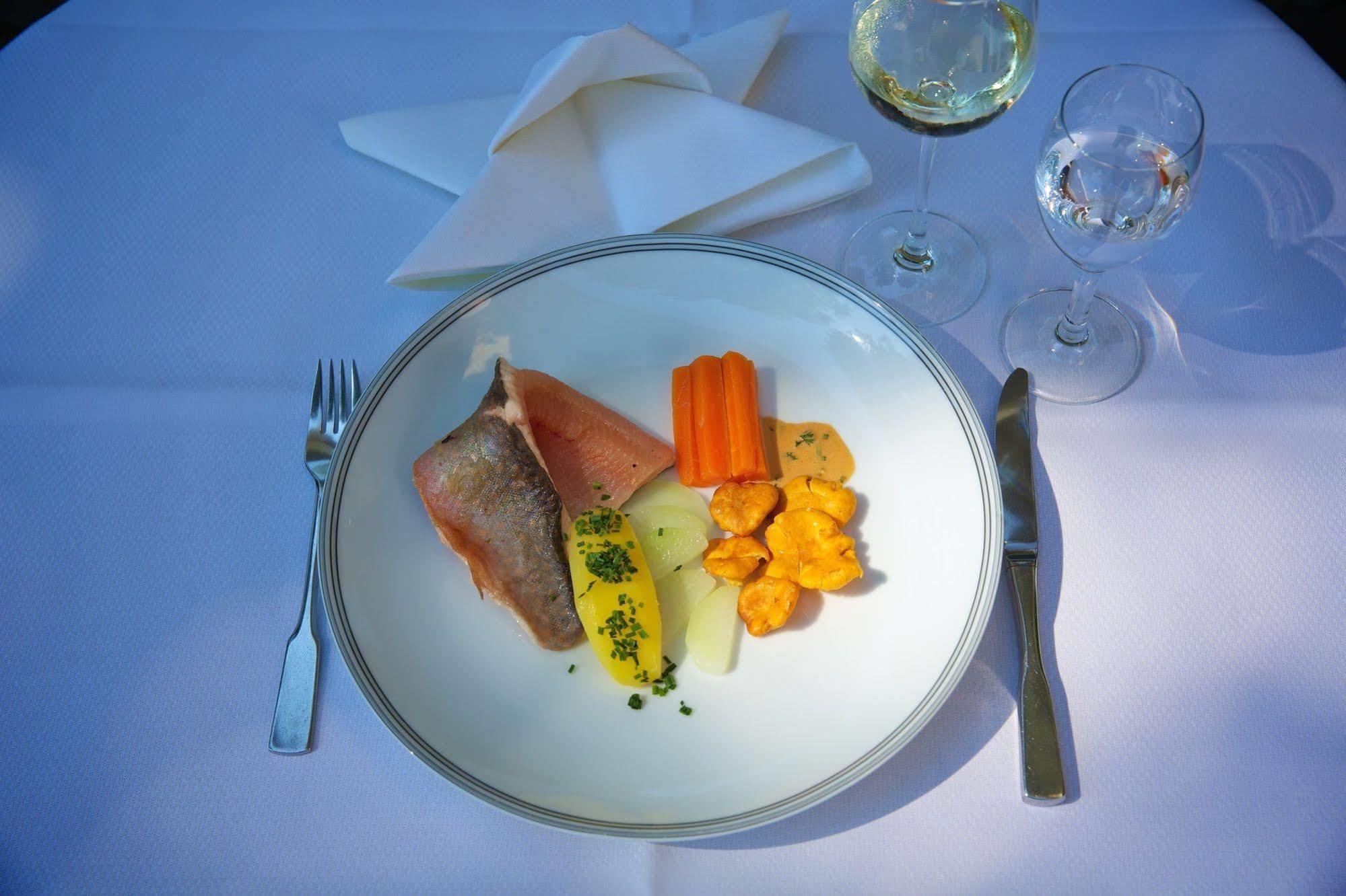 Hotel & Restaurant Dornweiler Hof Иллертиссен Экстерьер фото
